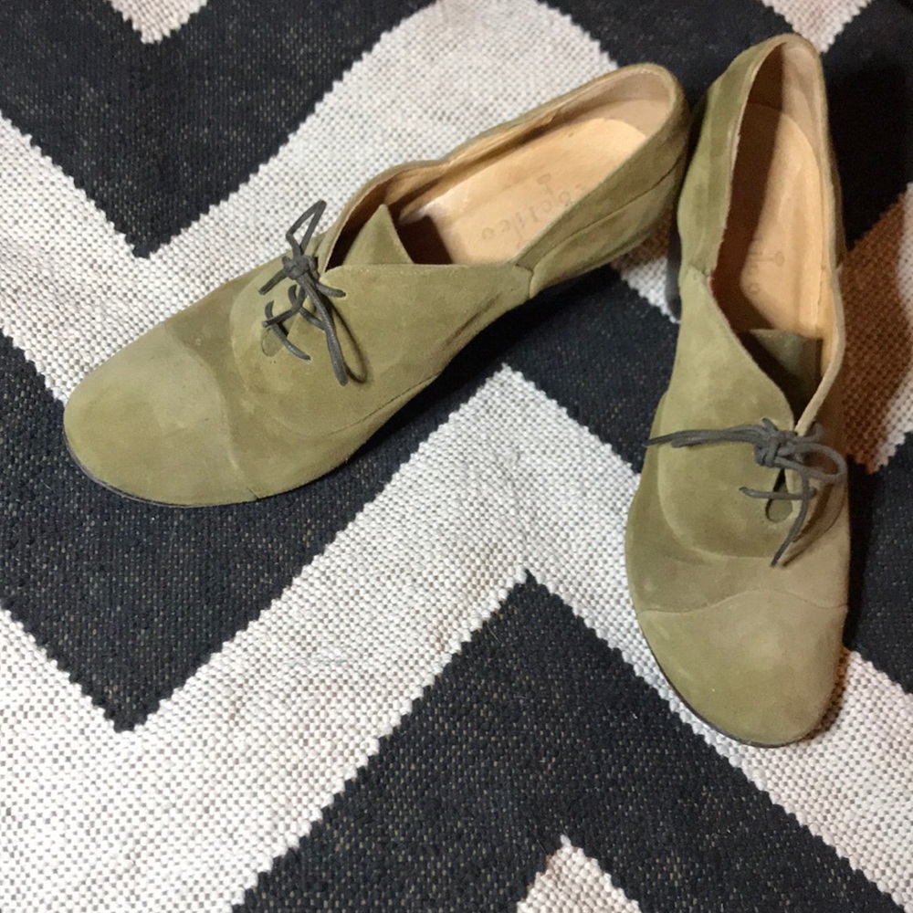 Coclico green suede lace up oxfords